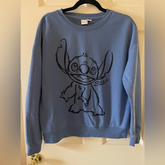 Disney Tops - Disney stitch sweatshirt • Women’s small